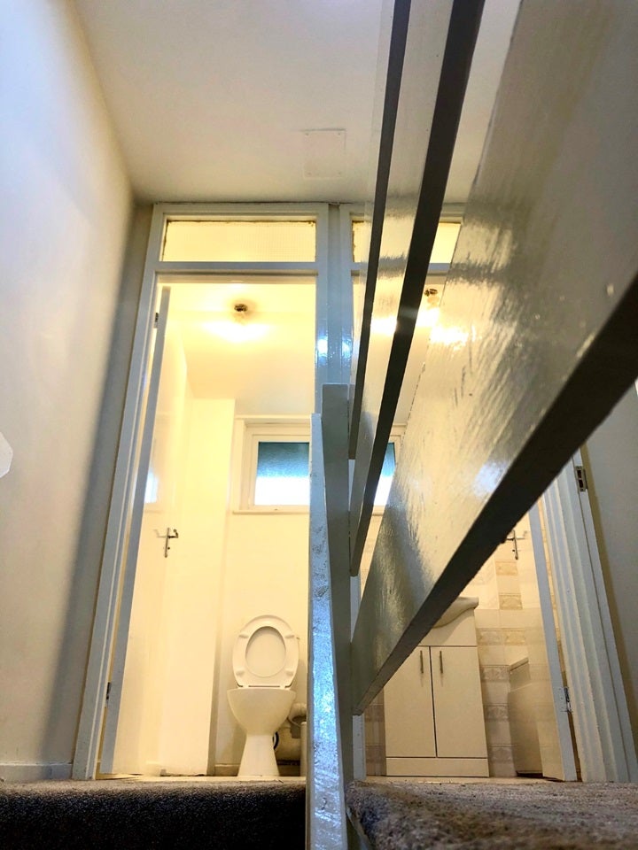 Flat Dowdeswell Close in Greater London