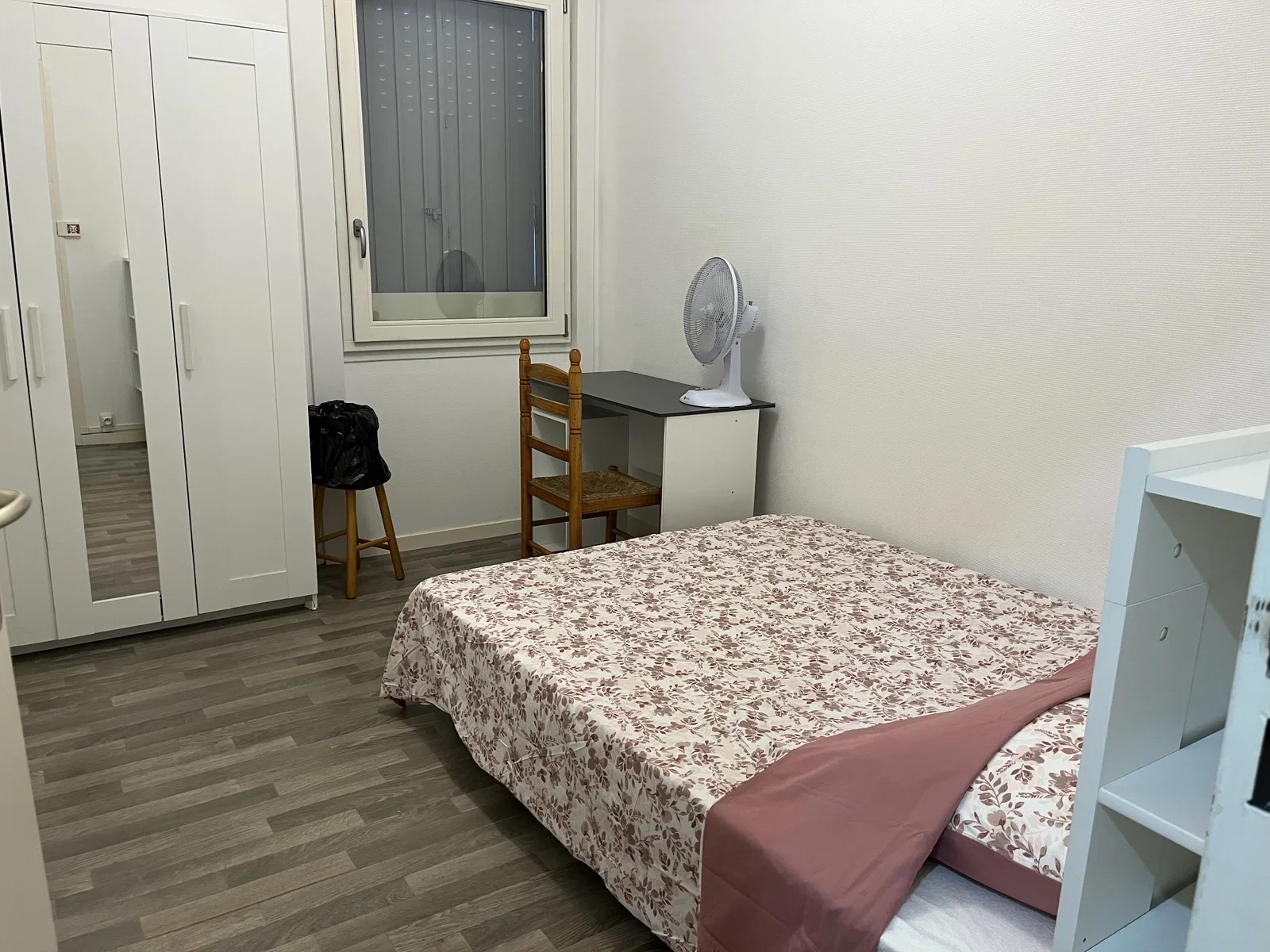 Chambre Rue Rhin et Danube à Lyon