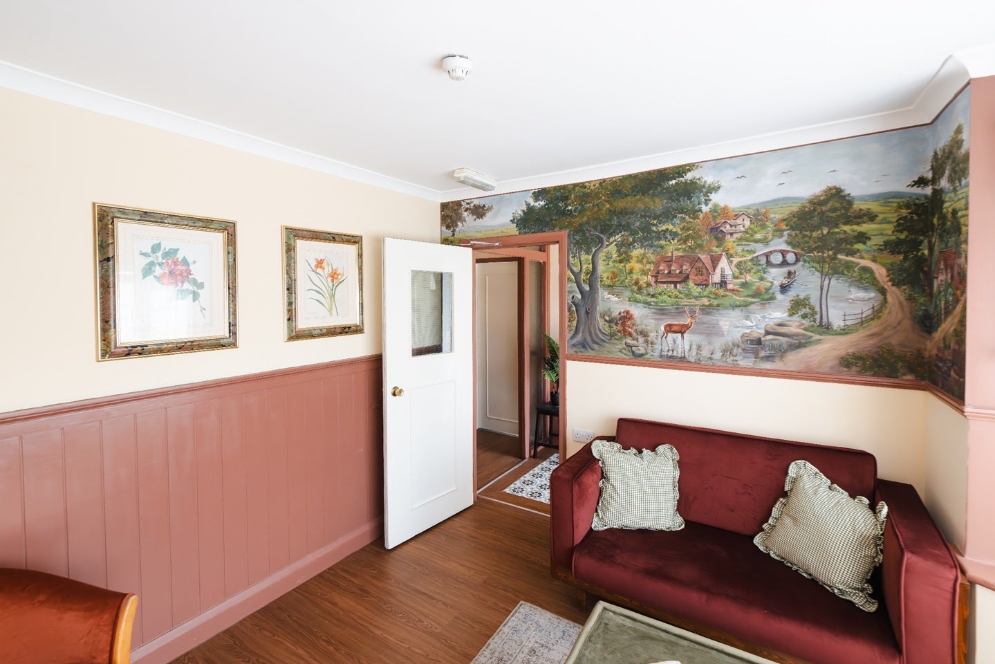 Room London Road in Slough
