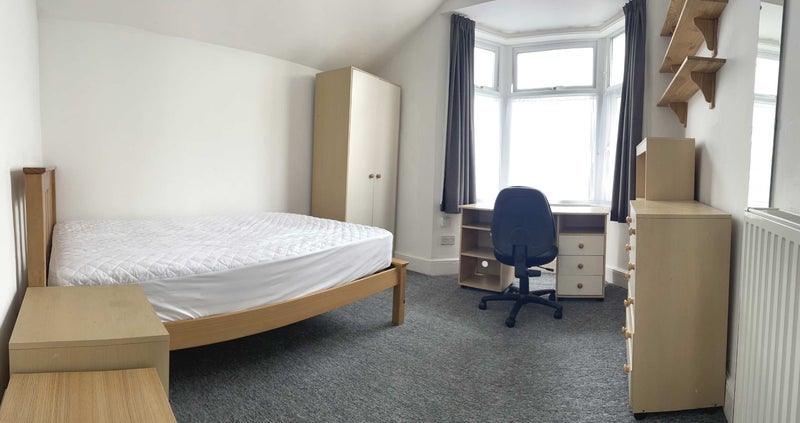 Room Whitchurch Road in Cardiff