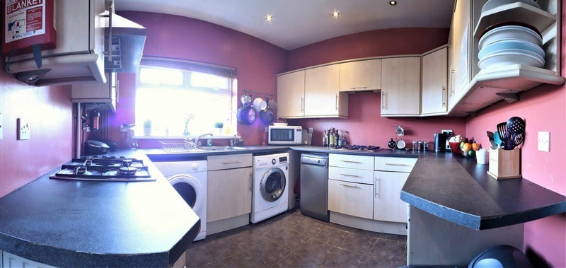 Room Whitchurch Road in Cardiff