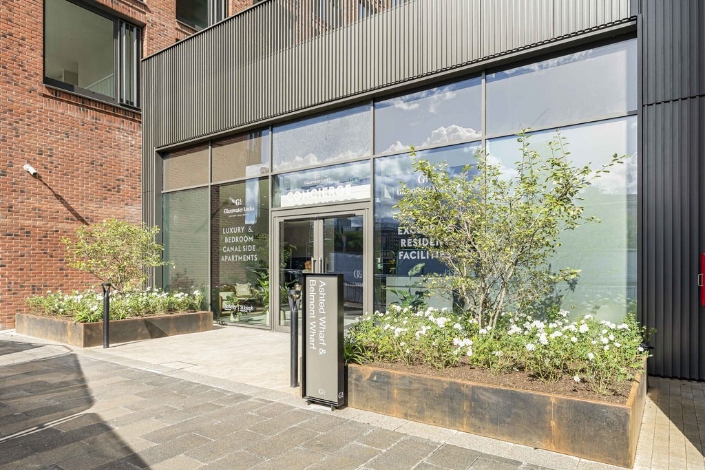Flat Lawley Middleway in Birmingham