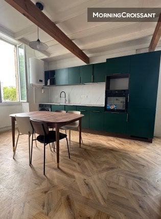 Flat Rue Diderot in Nîmes