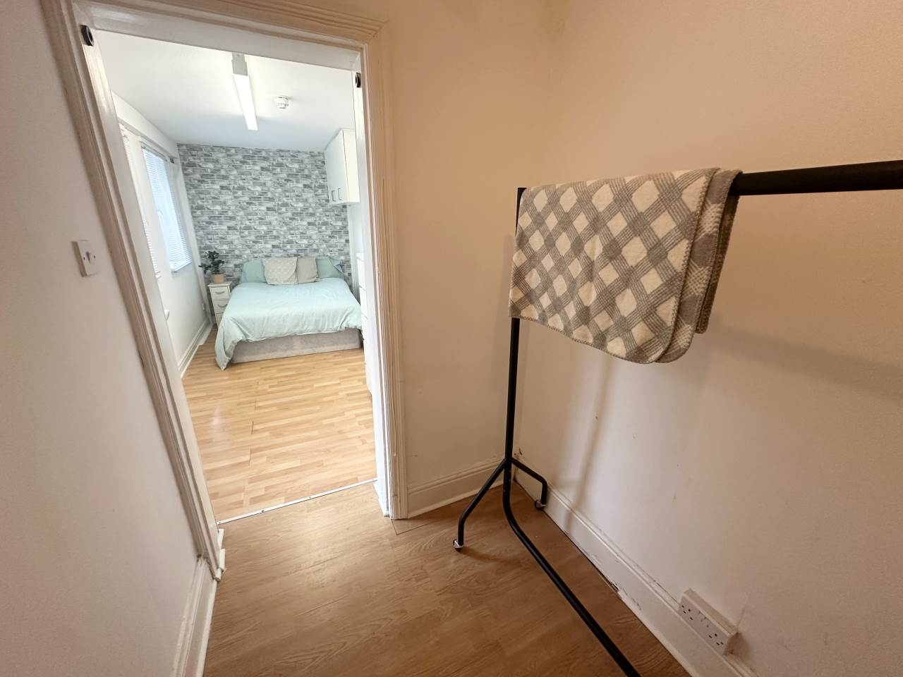 Room Back Lucas Street in Leeds