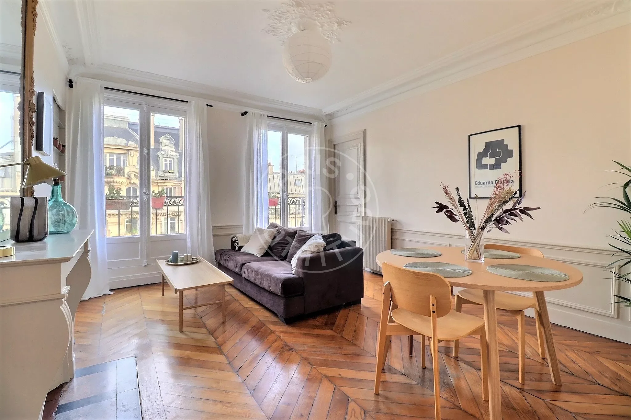Appartement Boulevard de Denain à Paris