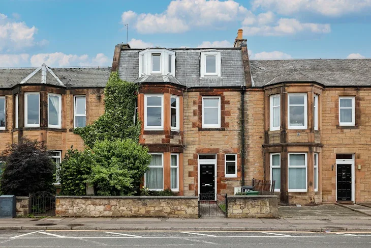 House Longstone Road in City of Edinburgh