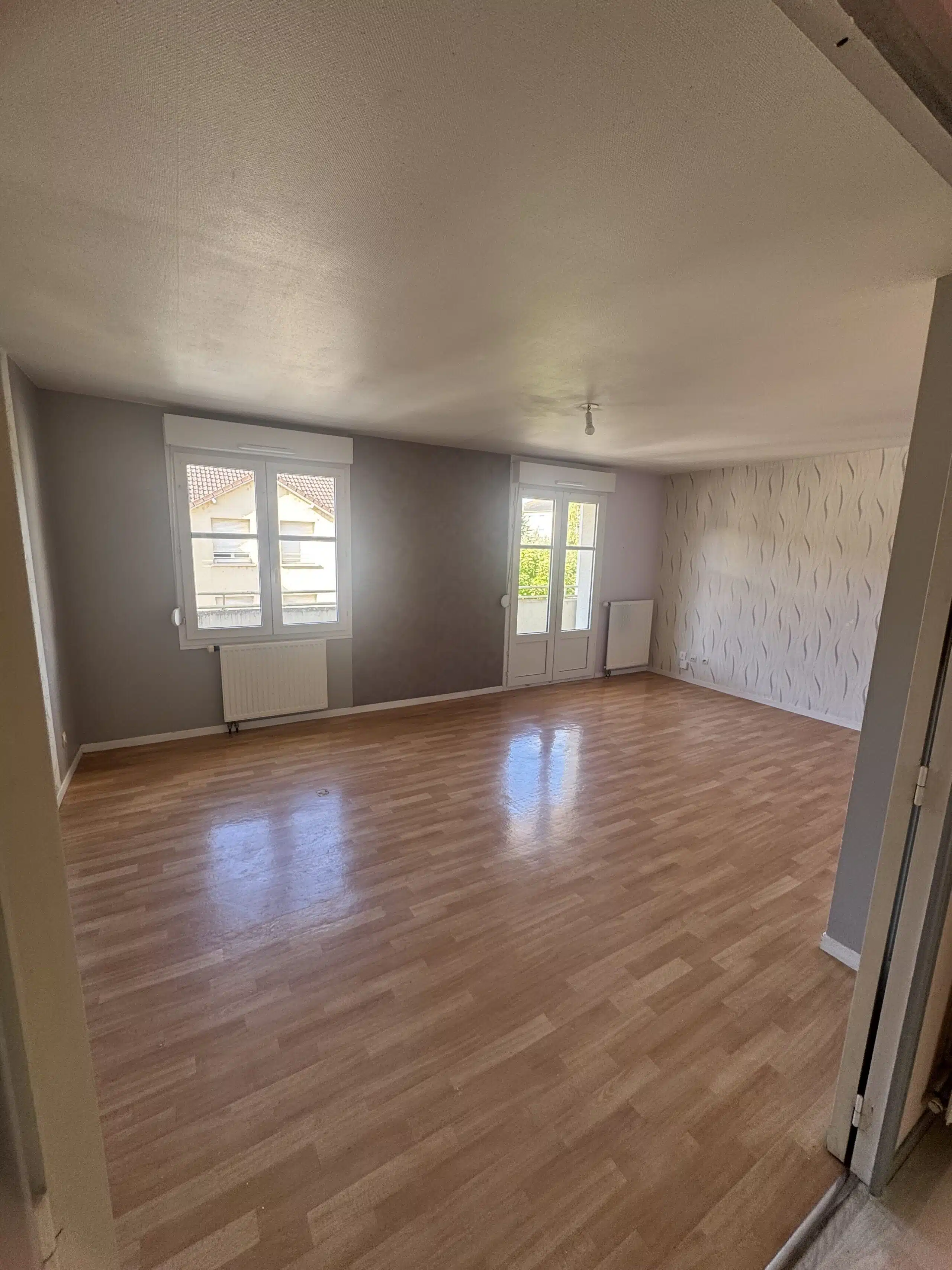 Appartement Avenue Michel Baroin à Saint-Julien-les-Villas