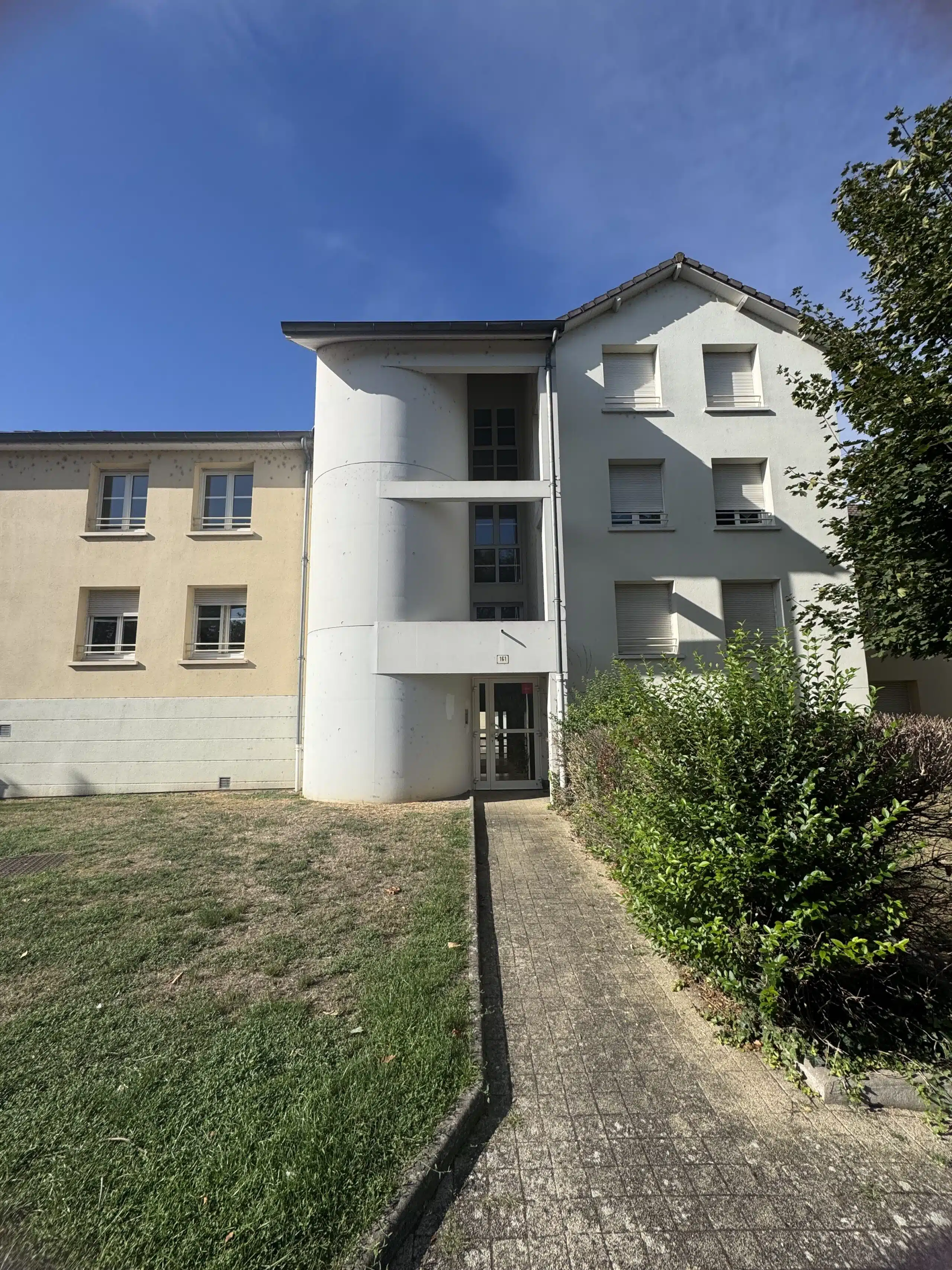Appartement Avenue Michel Baroin à Saint-Julien-les-Villas