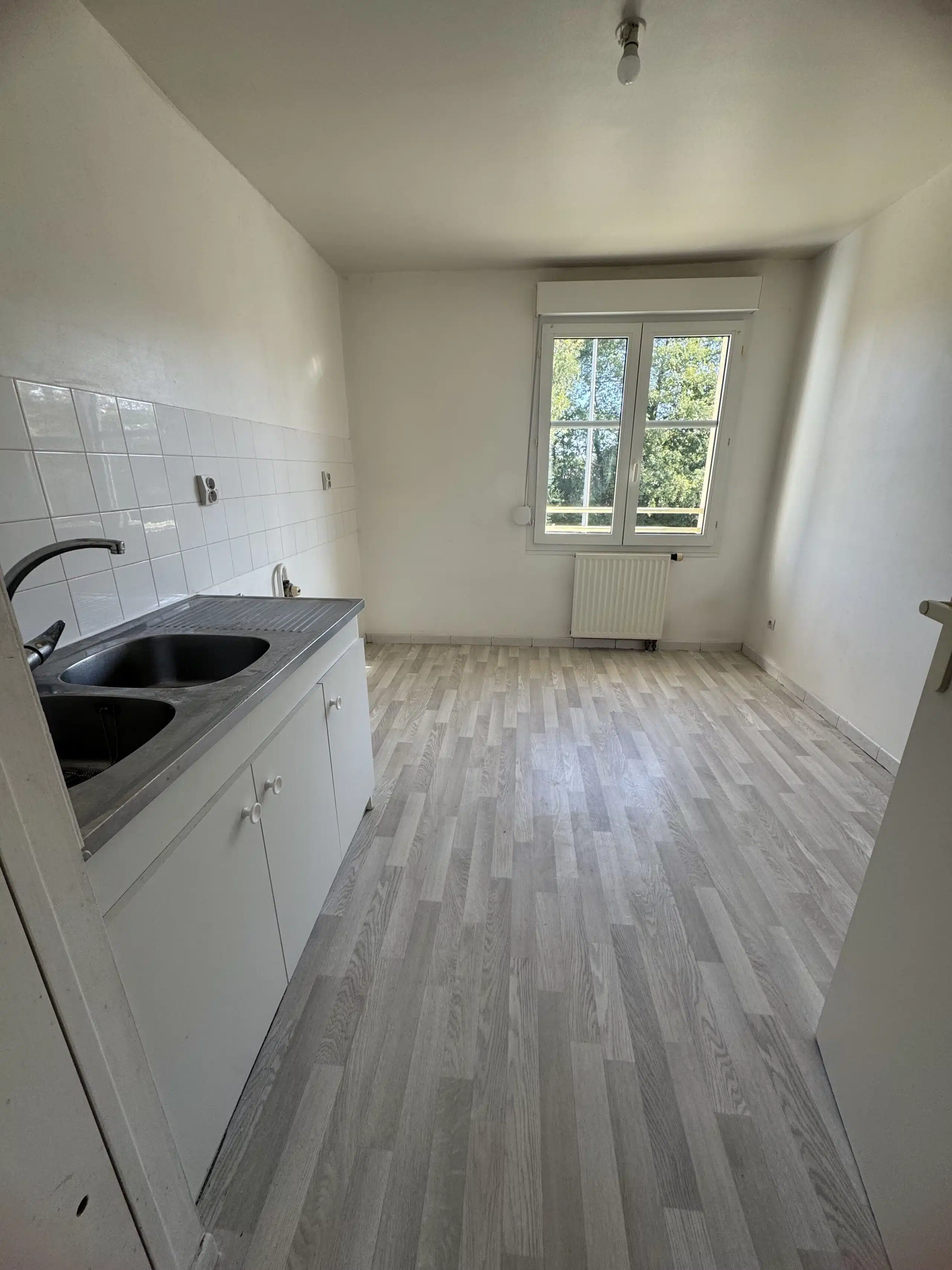 Appartement Avenue Michel Baroin à Saint-Julien-les-Villas