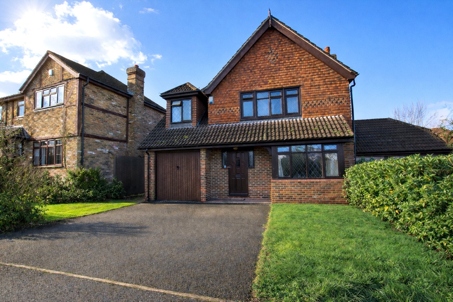 House Fairborne Way in Guildford