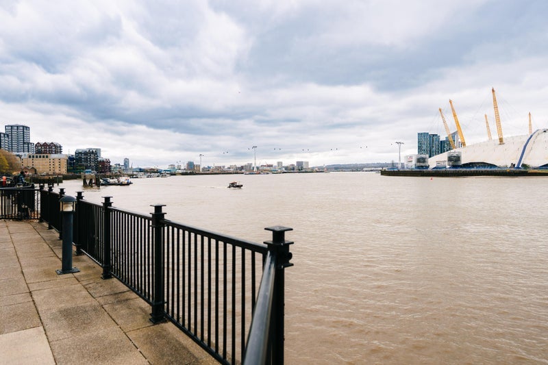 Room Prime Meridian Walk in Greater London