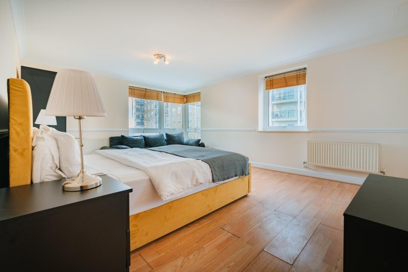 Room Prime Meridian Walk in Greater London