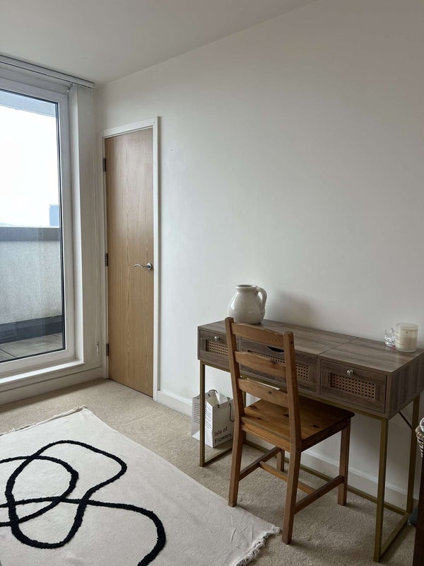 Room Jupp Road West in Greater London