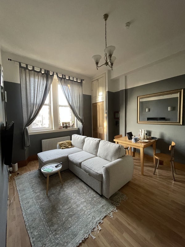 Flat Lochrin Terrace in City of Edinburgh