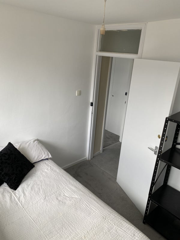 Room Crondall Street in Greater London