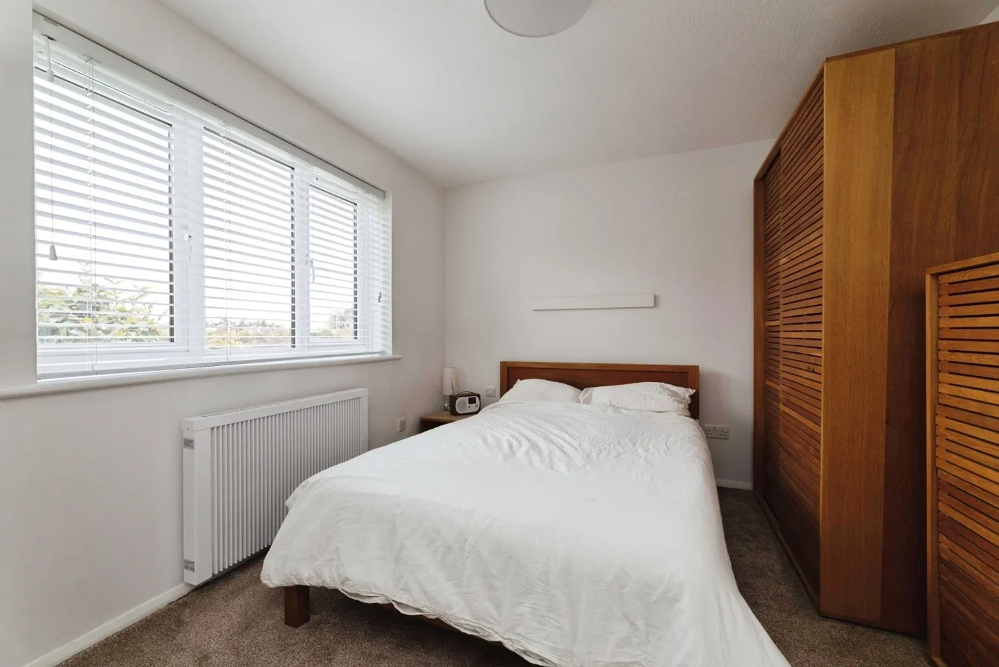 Flat Caradon Close in Greater London