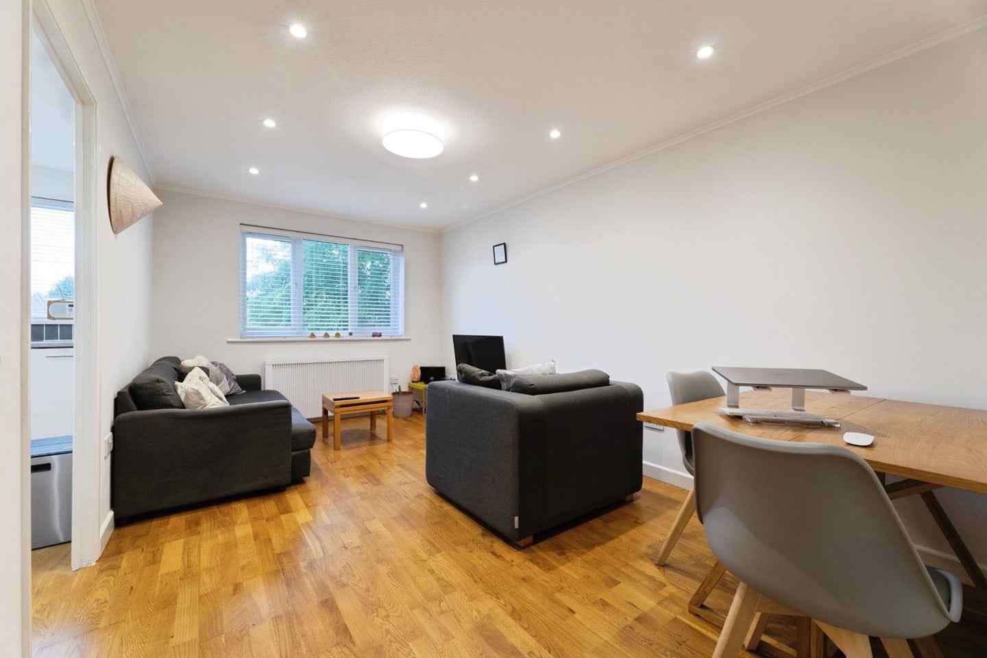 Flat Caradon Close in Greater London