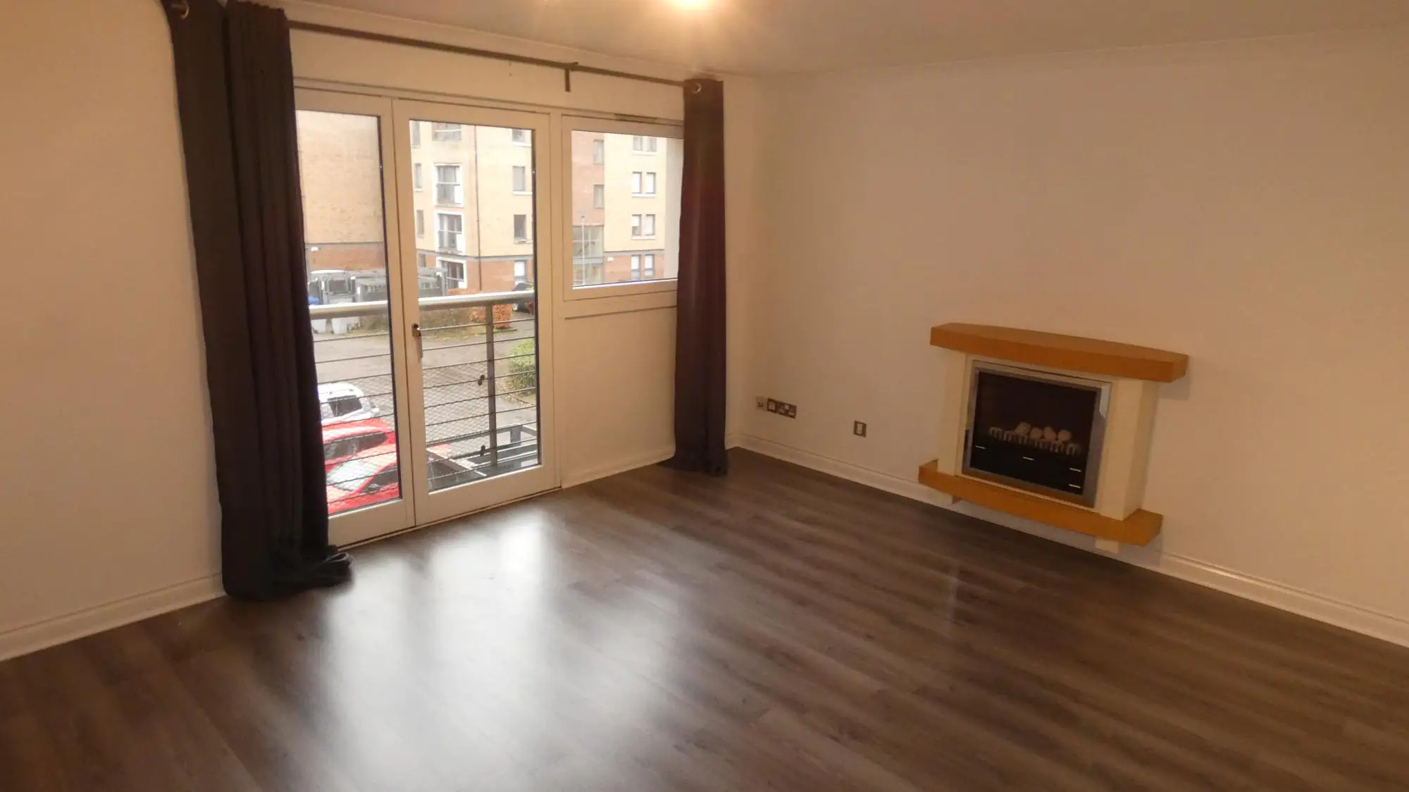 Flat Minerva Way in Glasgow