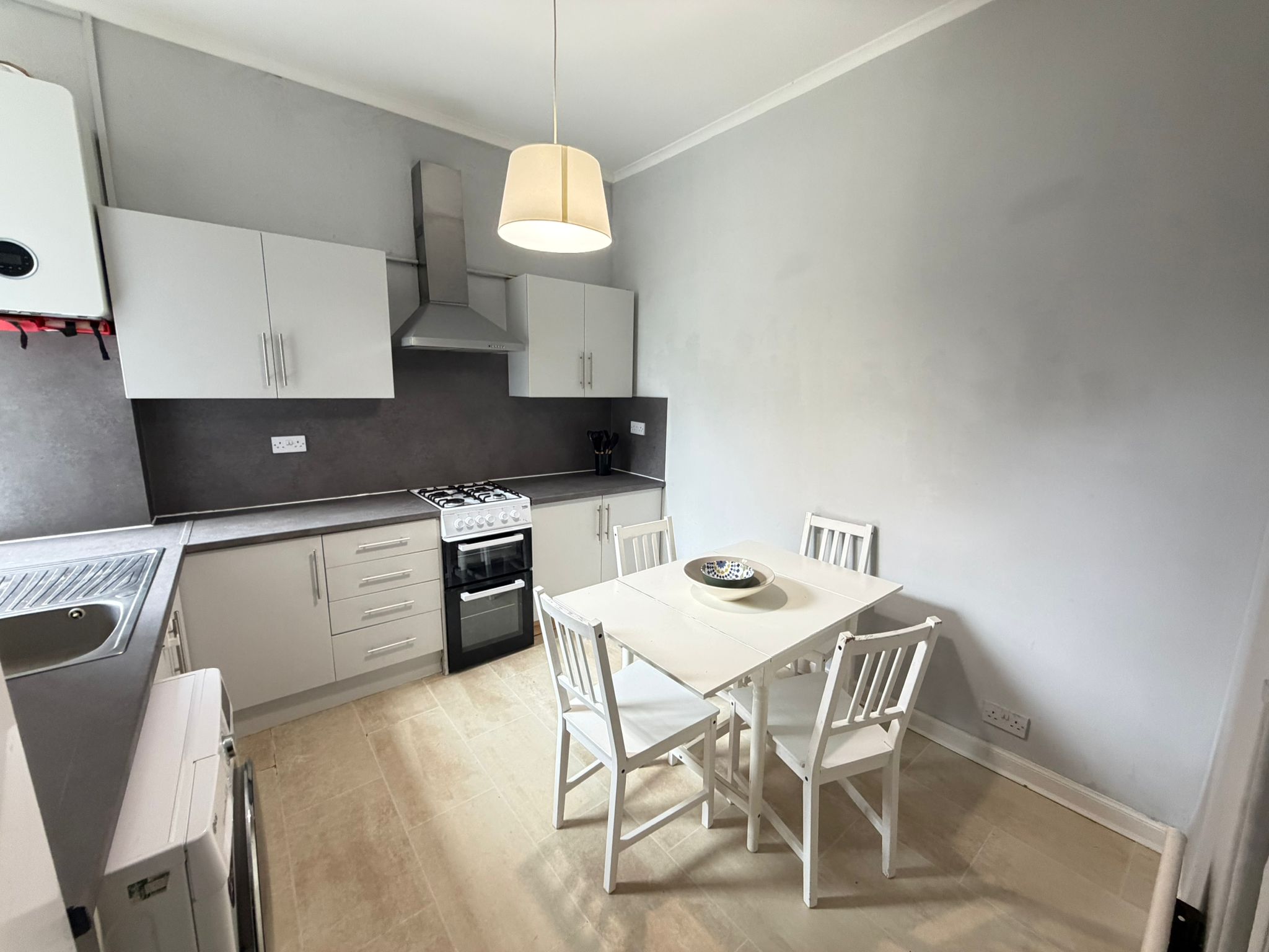 Flat Raeburn Place in City of Edinburgh