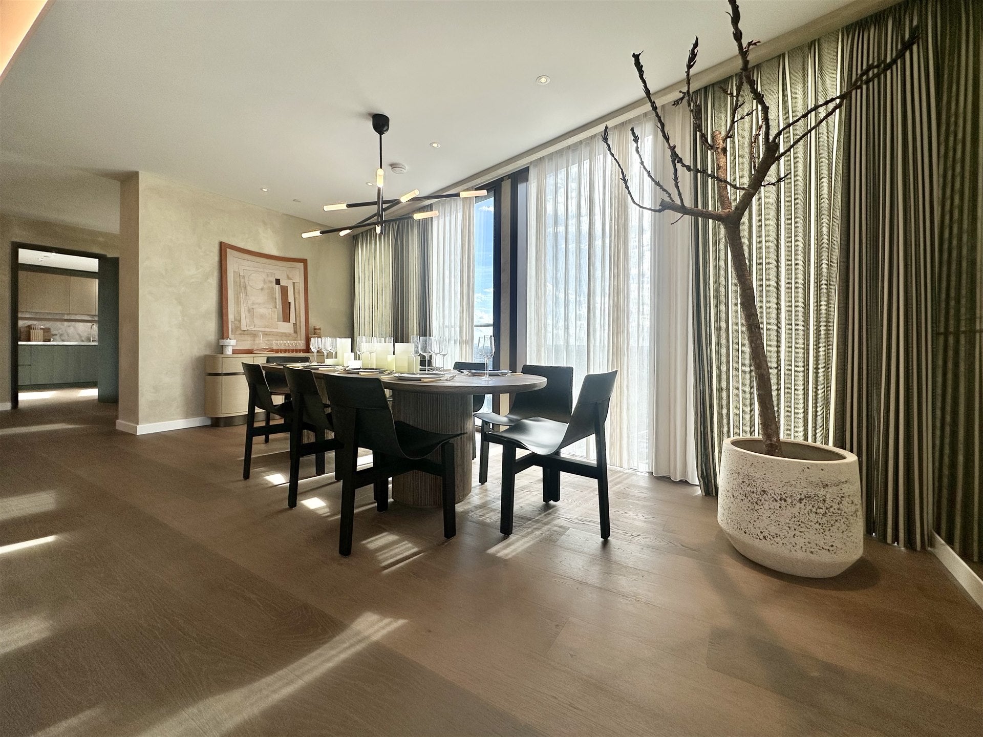 Flat Carnation Way in Greater London
