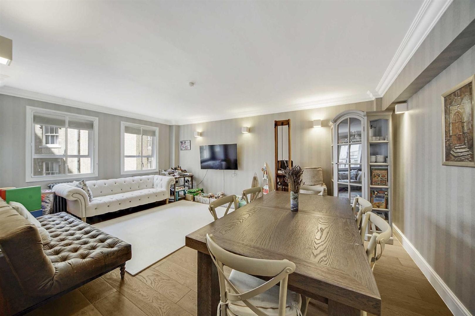 Flat Allsop Place in City of Westminster