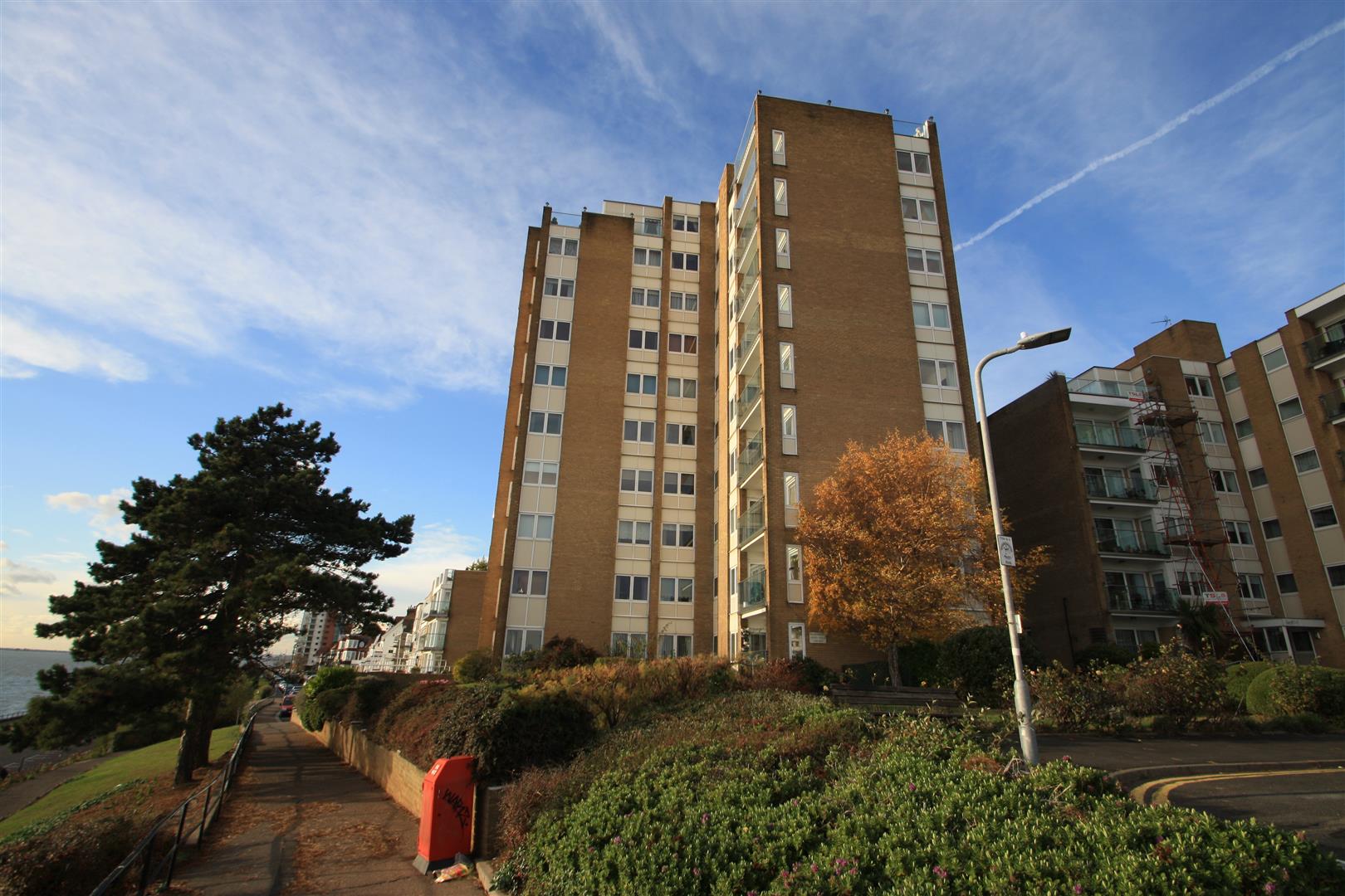 Flat Station Road in Southend-on-Sea