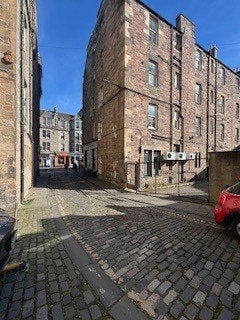 Flat Forrest Road in City of Edinburgh
