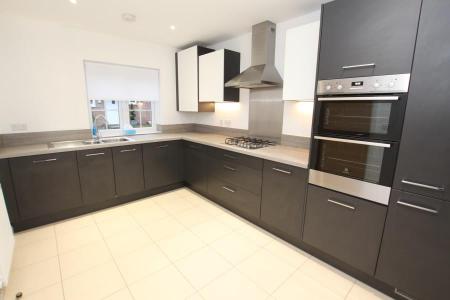 House Jersey Close in Woking