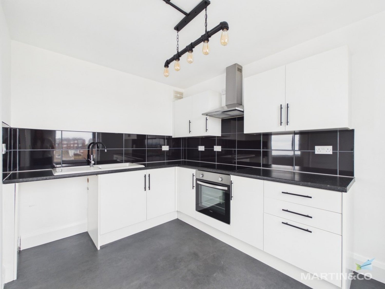 Flat Coastal Drive in Wallasey