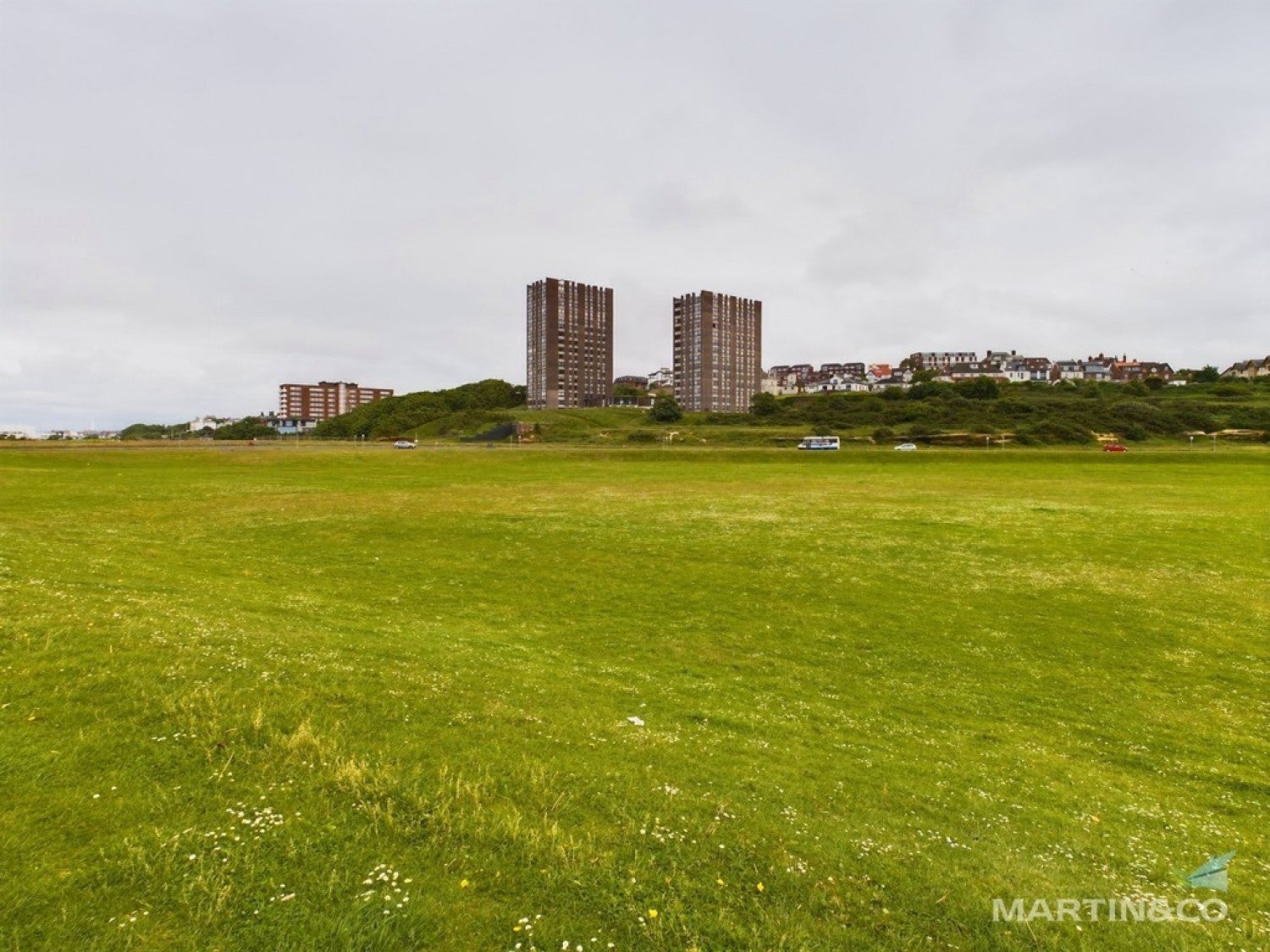 Flat Coastal Drive in Wallasey