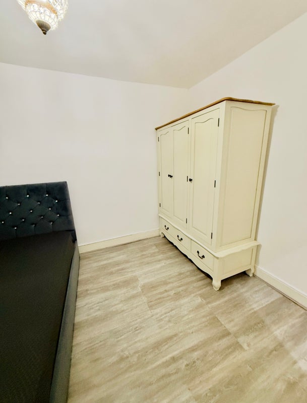 Room Western Road in Greater London