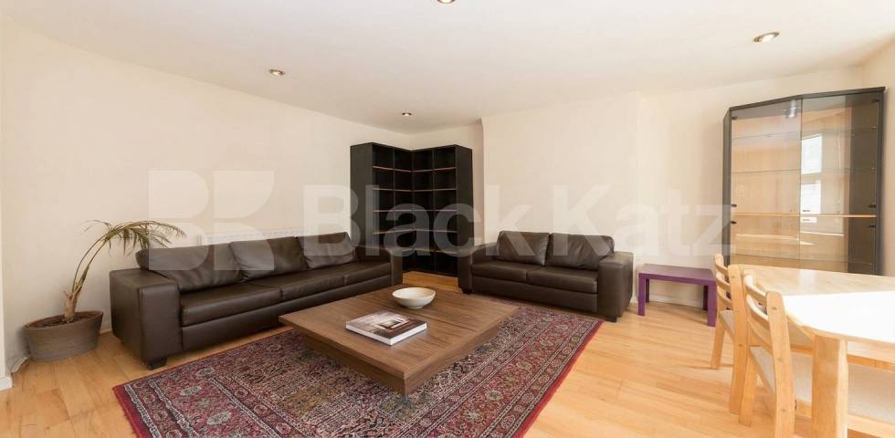 Flat Iverson Road in Greater London