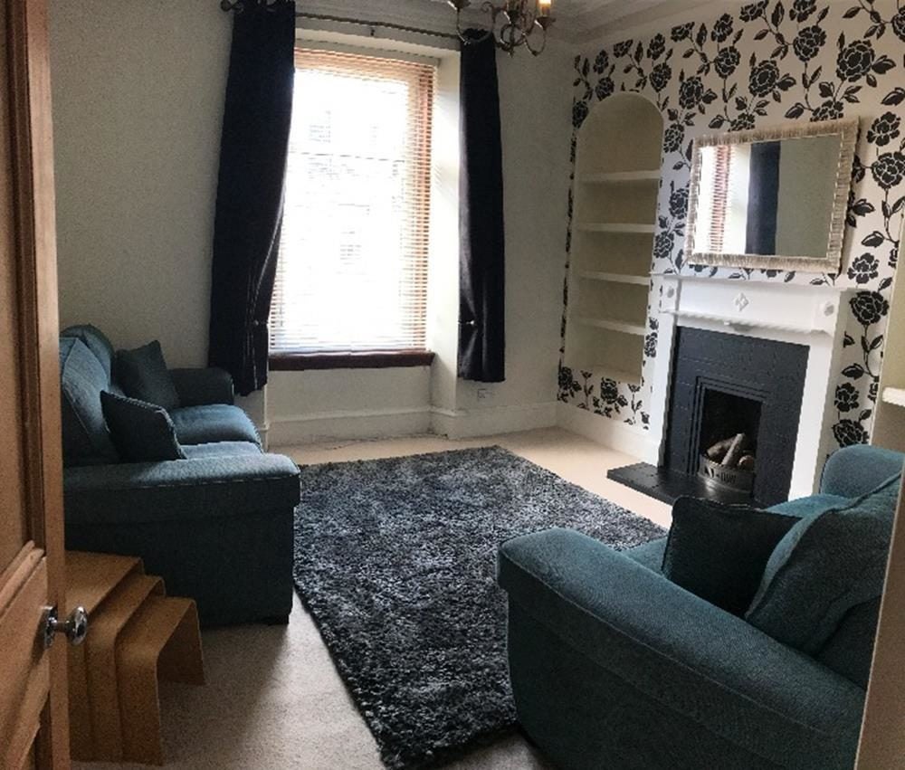 Flat Esslemont Avenue in Aberdeen City