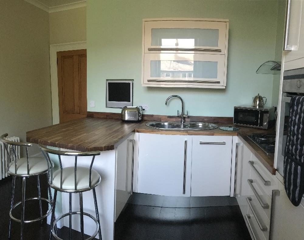 Flat Esslemont Avenue in Aberdeen City
