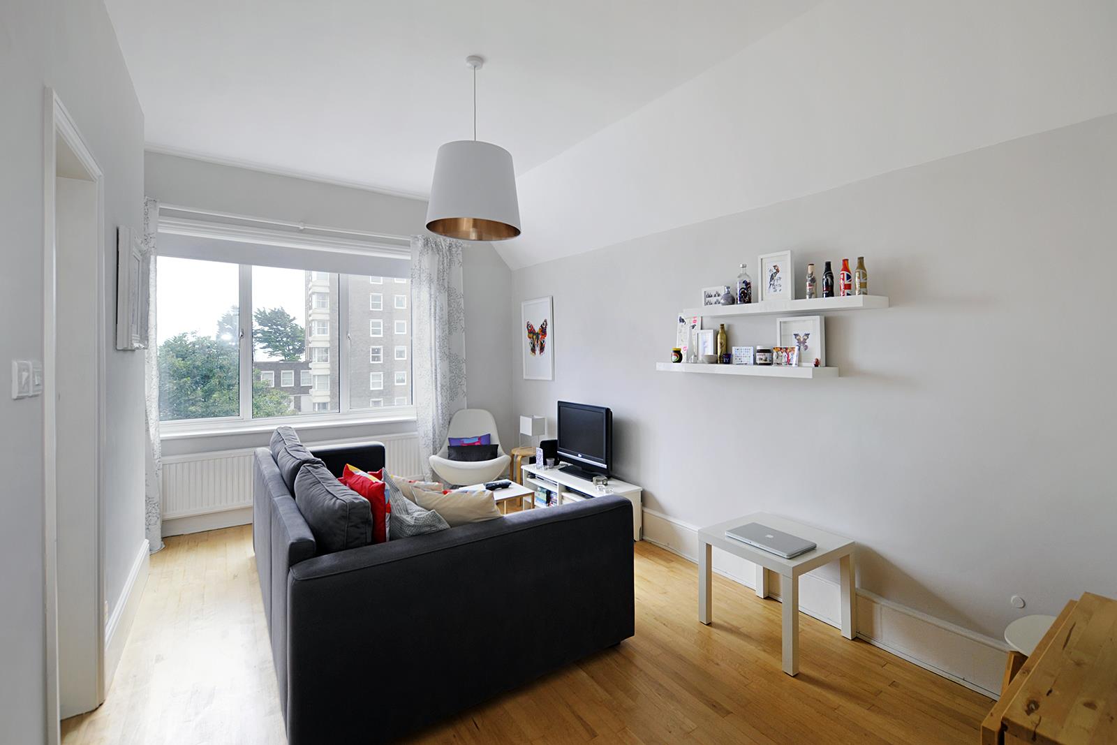 Flat Bath Road in Worthing