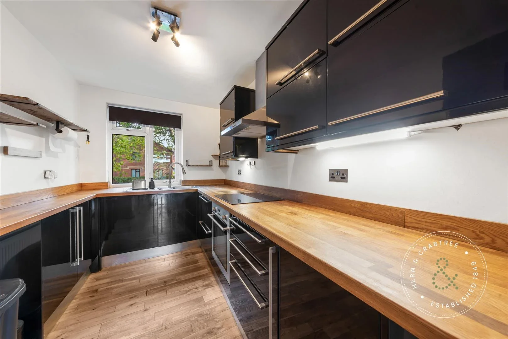 Flat Ty Gwyn Road in Cardiff