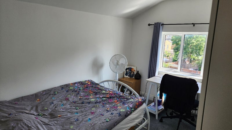 House Adys Road in Greater London