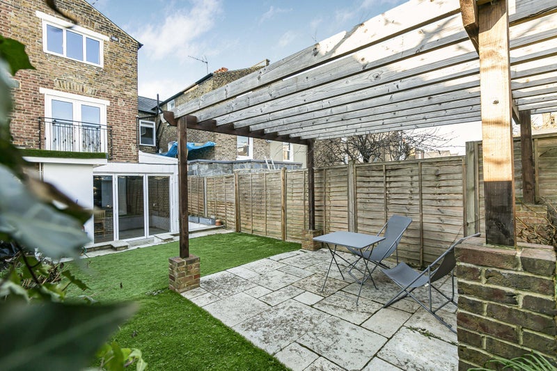 House Adys Road in Greater London