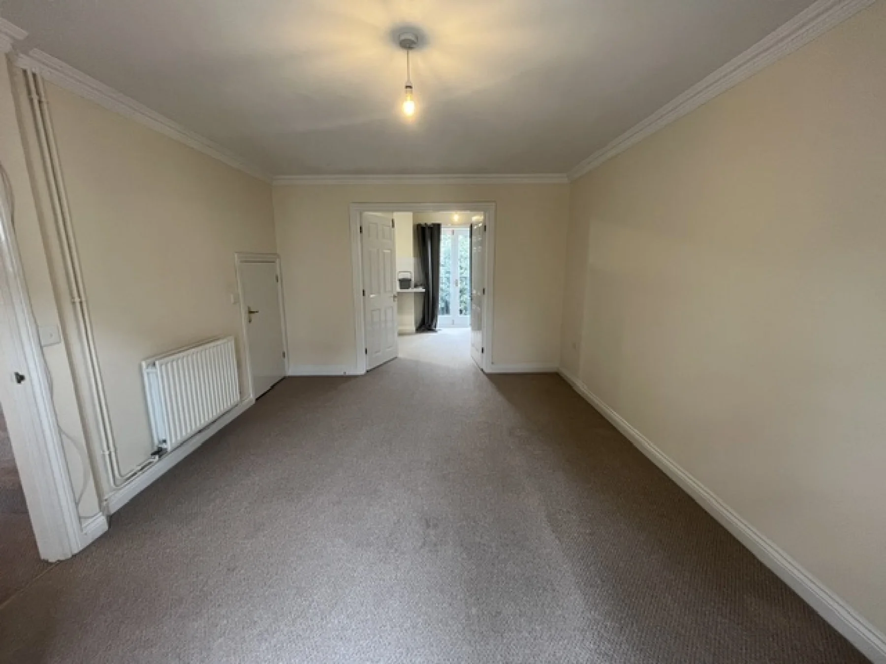 Flat Swan Lane in Winchester