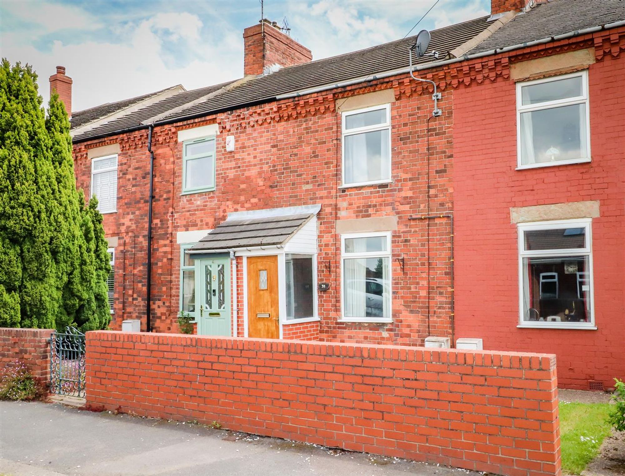 House Shuttlewood Road in Bolsover