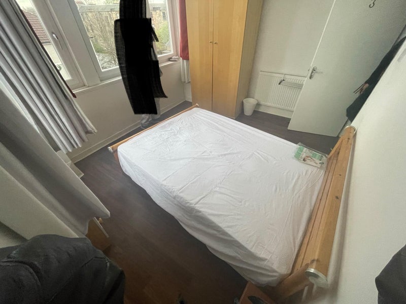Room Harley Street in Glasgow