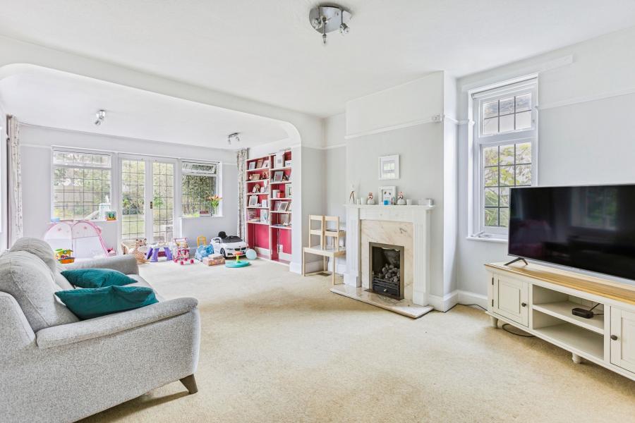 House Flora Grove in St Albans