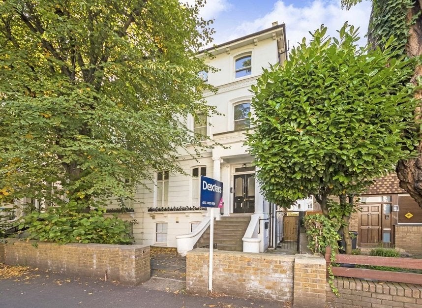 Flat Abbey Road in Greater London