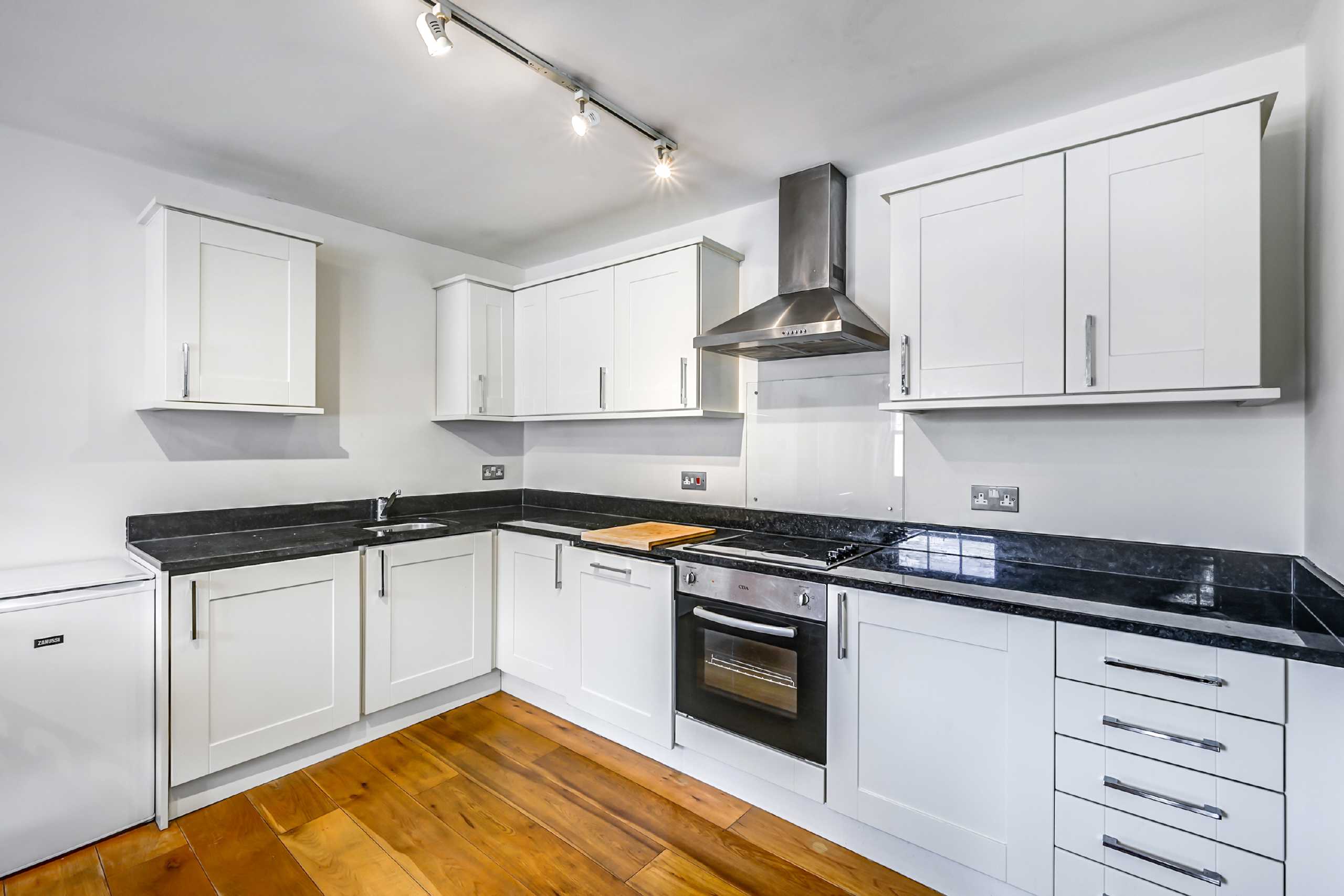 Flat Tavistock Place in Greater London