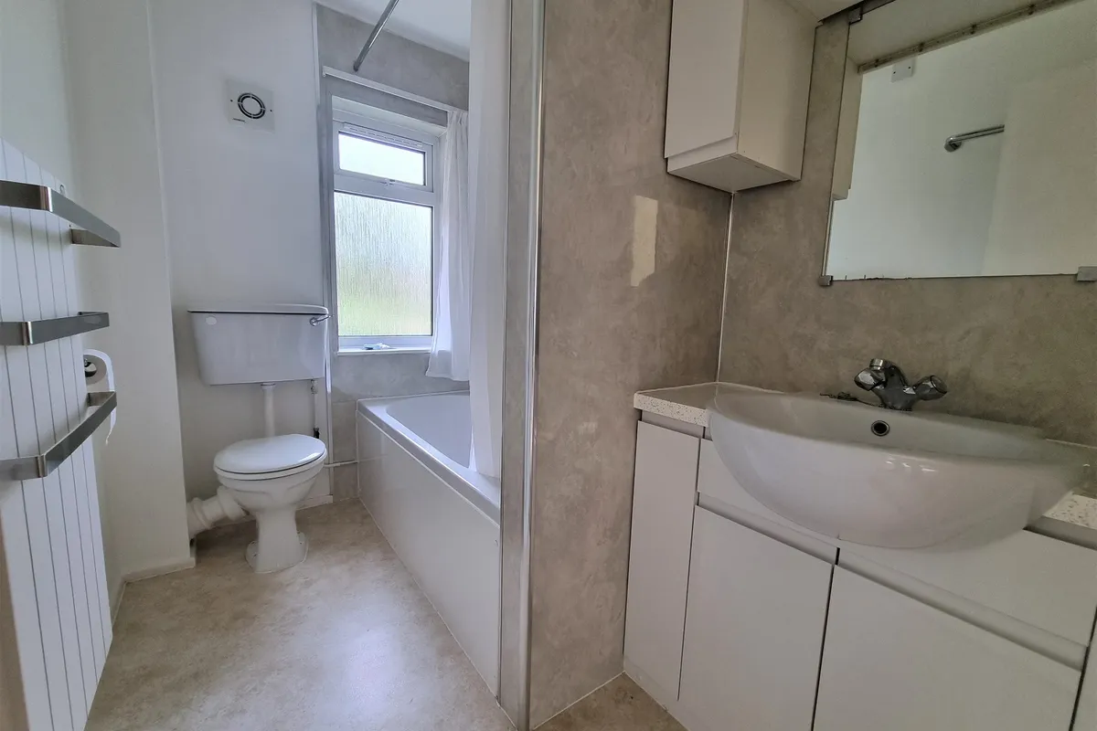 Flat Minden Road in Babergh