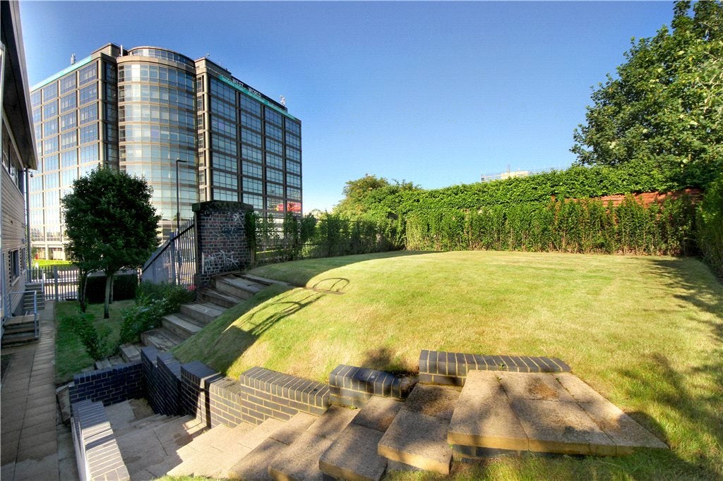 Flat West Gate in Greater London