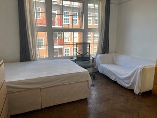 Room Lindley Street in Greater London