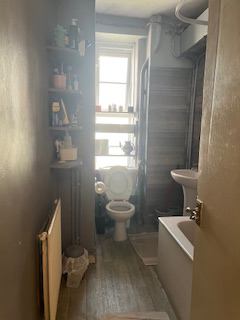 Room Lindley Street in Greater London