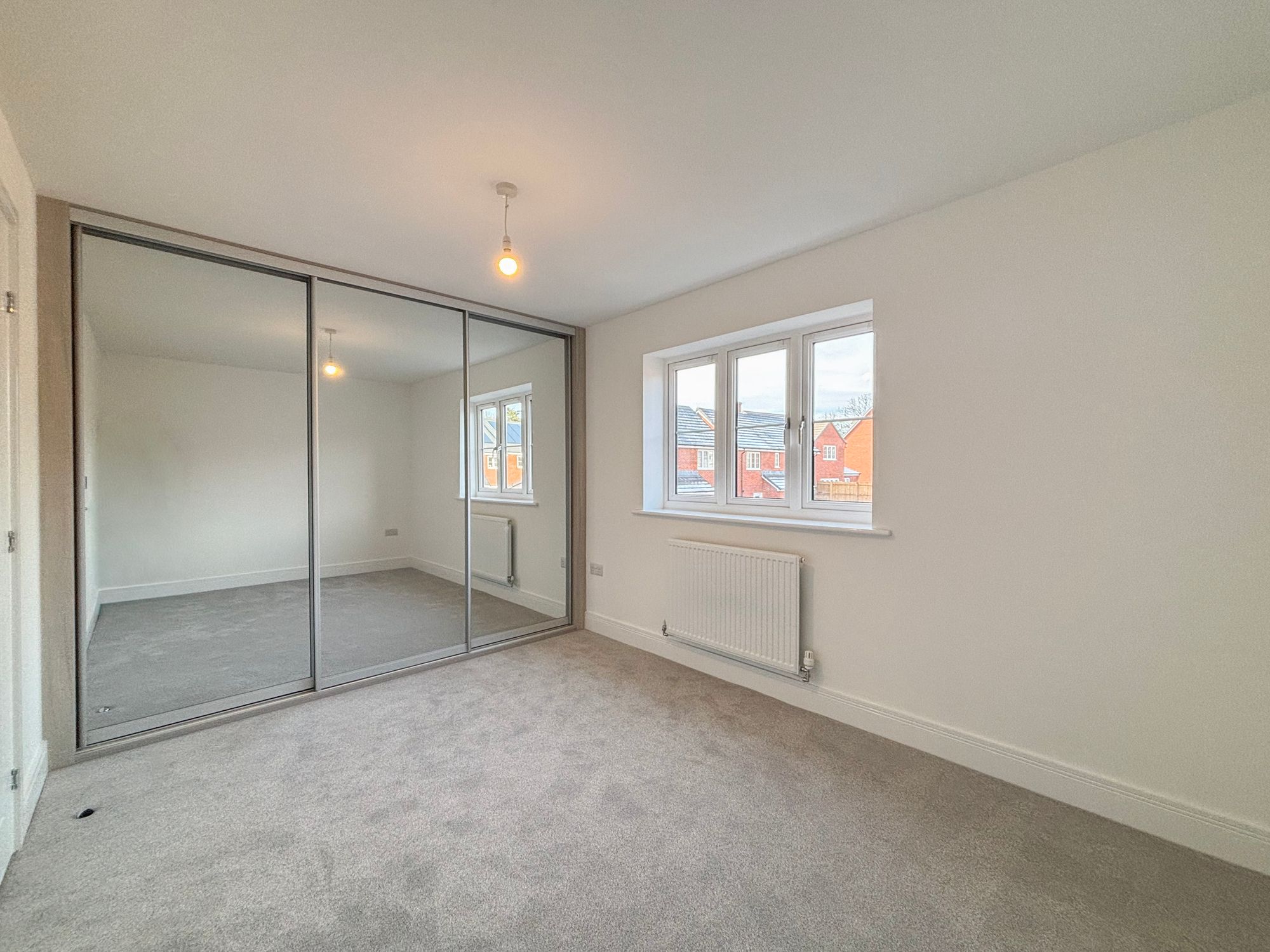 House Devis Drive in Kenilworth