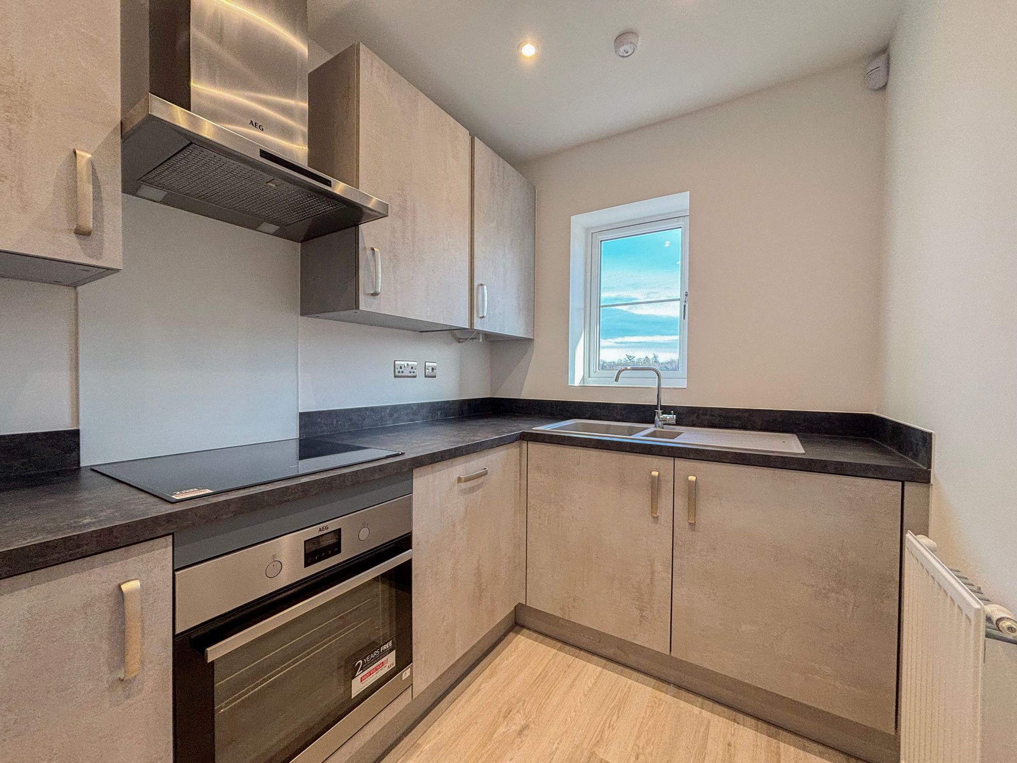 House Devis Drive in Kenilworth